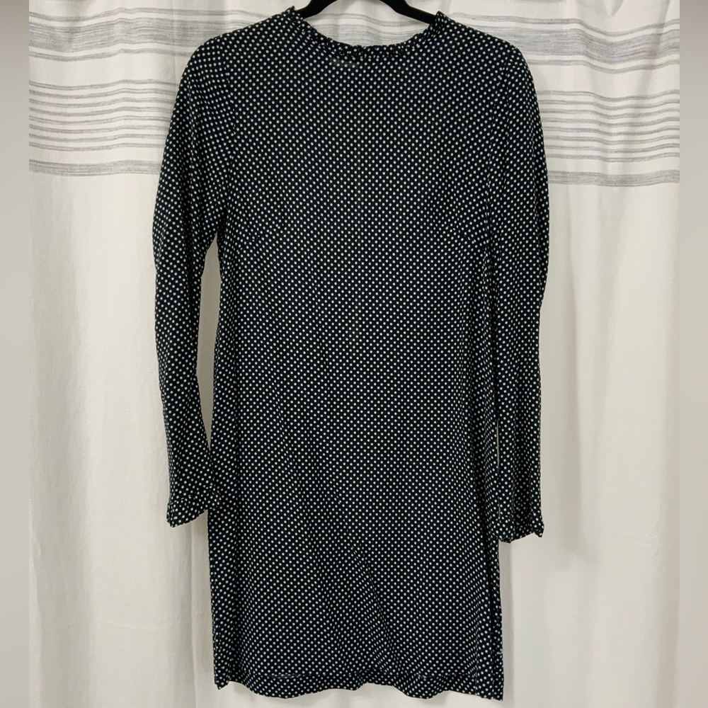 Black and white polka dots dress